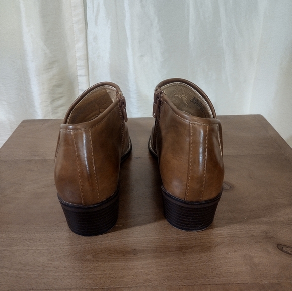 Vintage 93 ankle booties size 7 - Picture 4 of 6